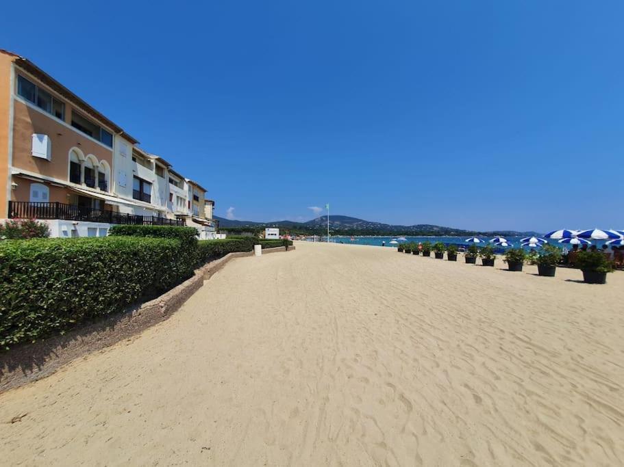 Appartement 30 M De La Plage Grimaud Buitenkant foto