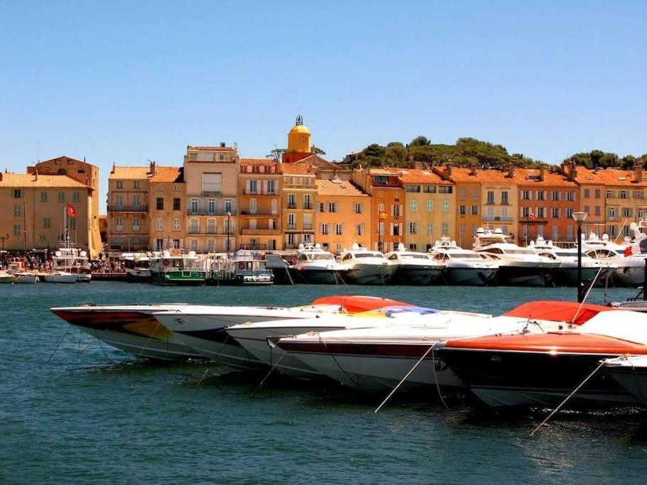 Appartement 30 M De La Plage Grimaud Buitenkant foto