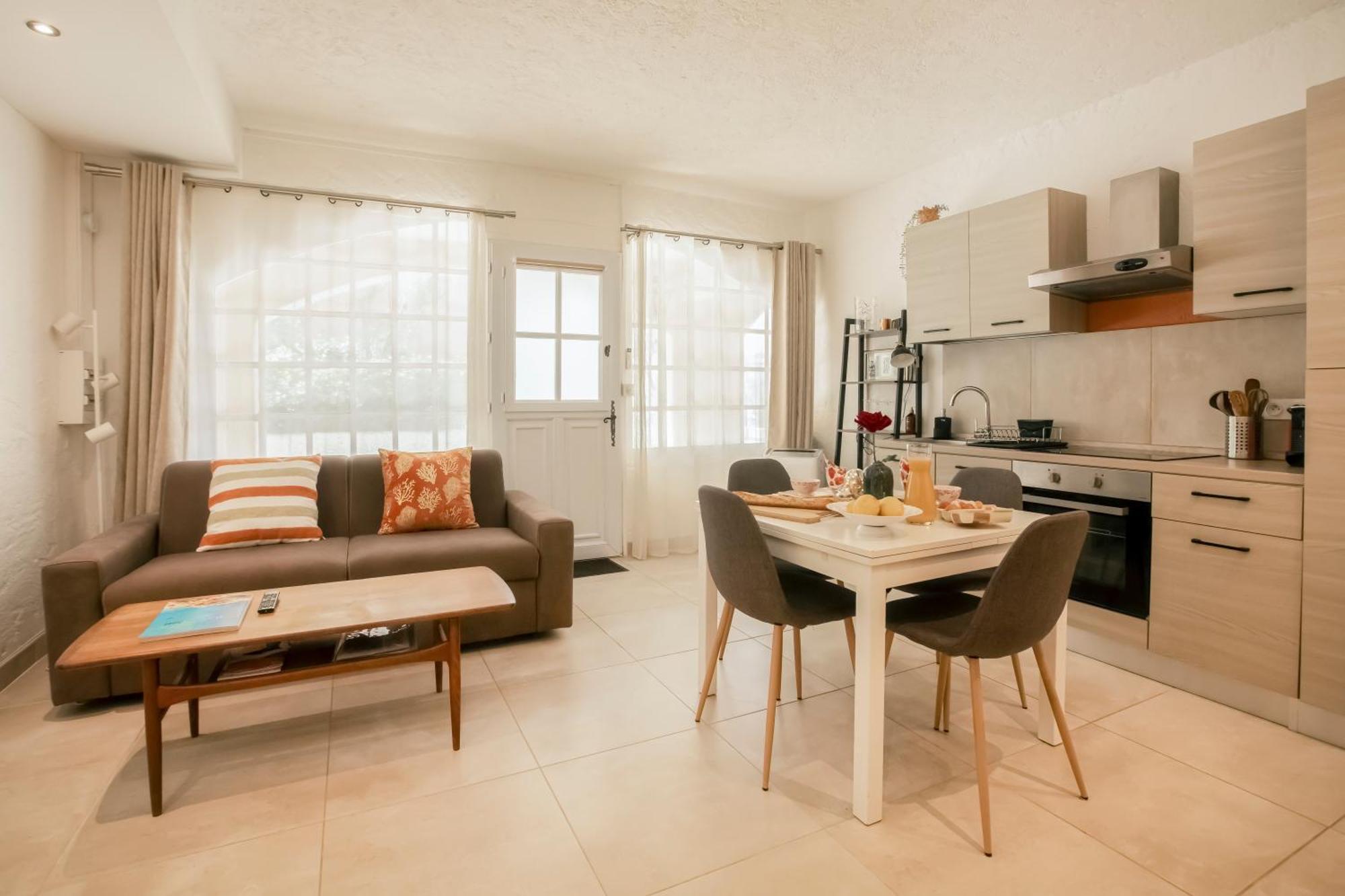 Appartement 30 M De La Plage Grimaud Buitenkant foto