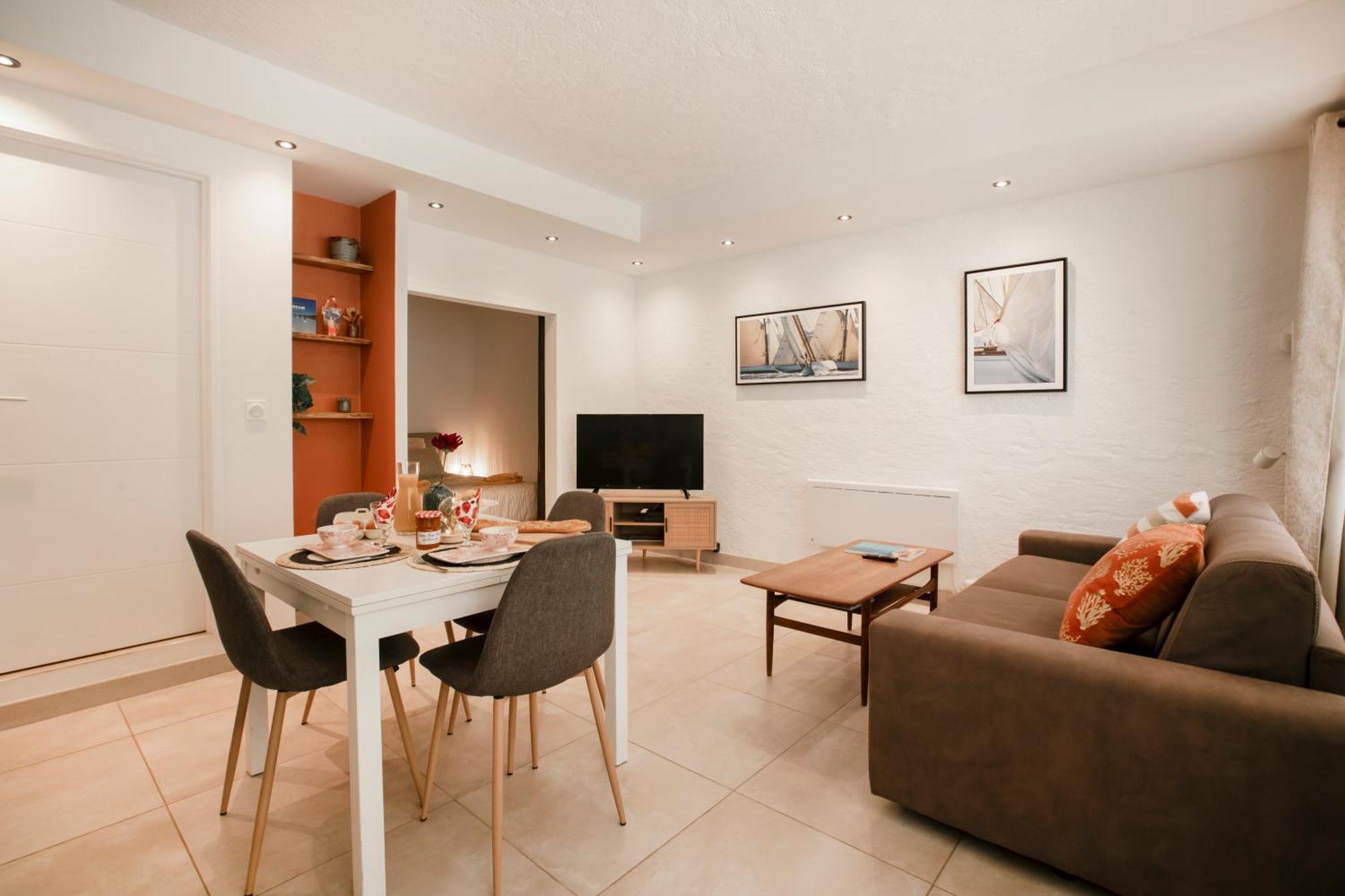 Appartement 30 M De La Plage Grimaud Buitenkant foto